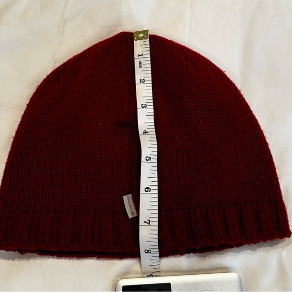 Kootenay Canada Maple Leaf 🇨🇦 Chunky Beanie - Picture 5 of 9